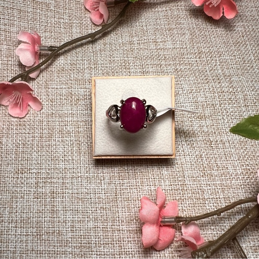 Size 10 | Silver Boho Gemstone Ring – Large Oval Magenta Ruby, Chunky Statement
